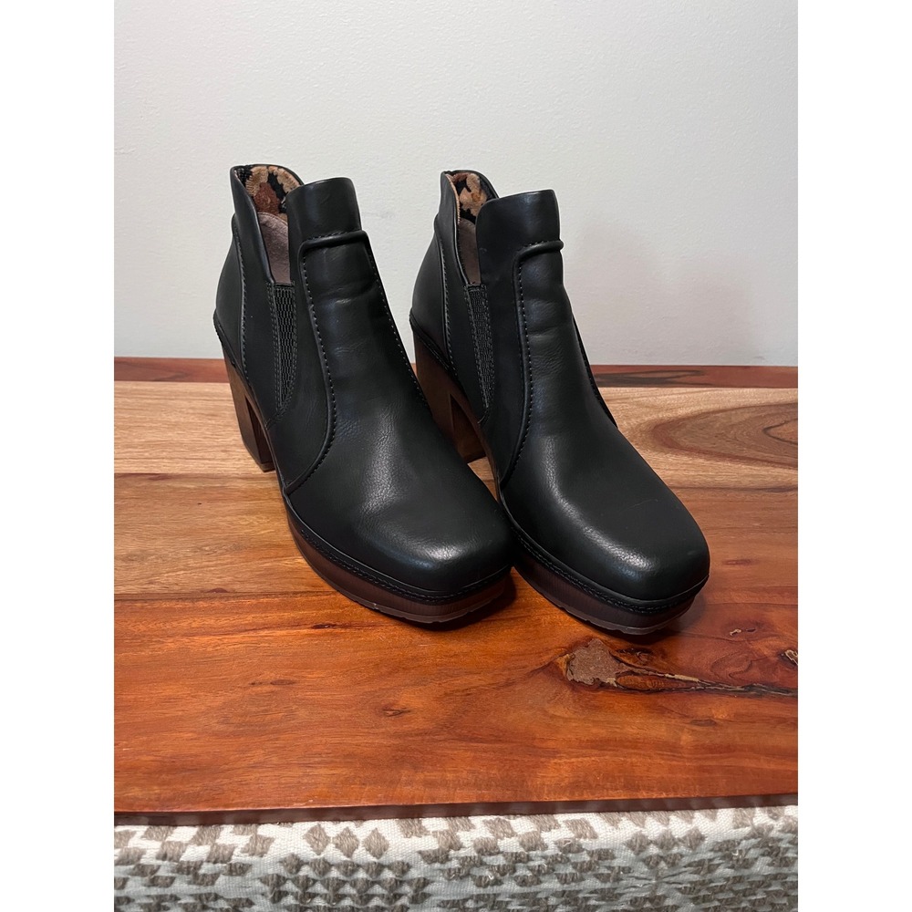 Korks Womens Black Platform Block Heel Ankle Boots KR0013909 Size 8.5M